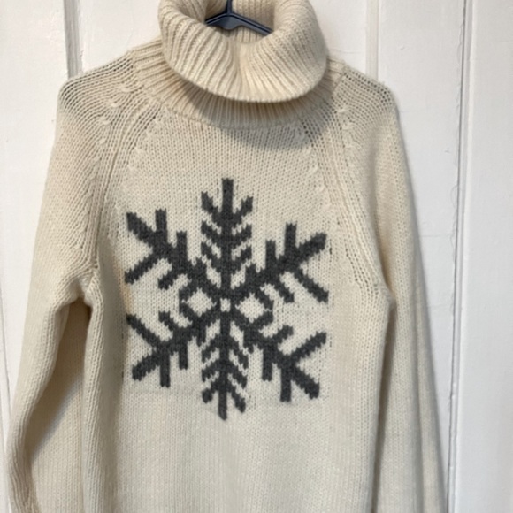 New with tag Sweater - Picture 4 of 6